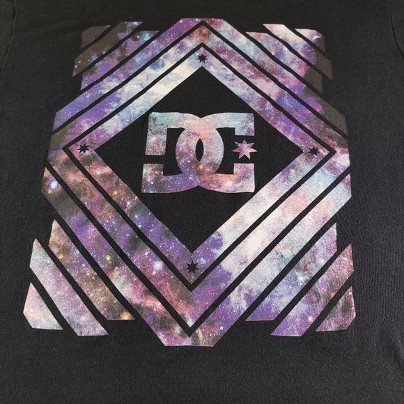 DC T Shirt Skateboarding Unisex XL Black W/Water DC Logo - Picture 2 of 12